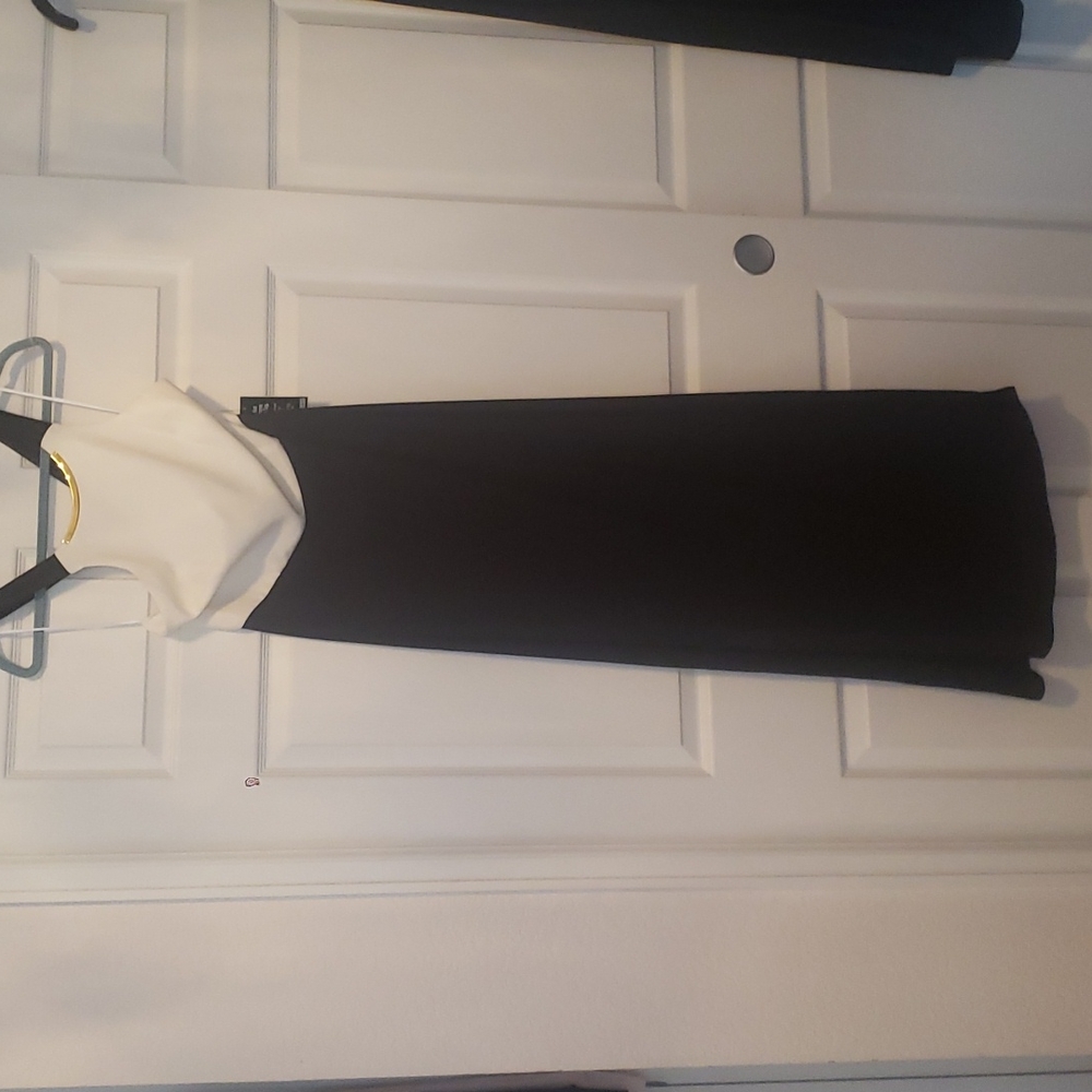 Nwt women's gown